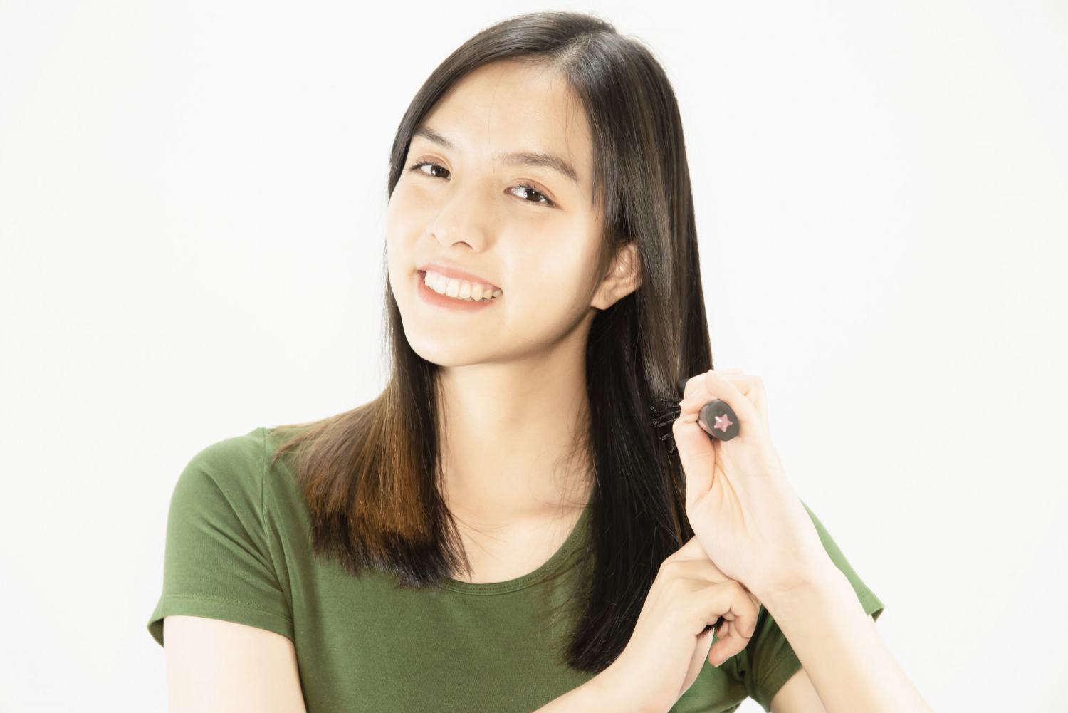 woman-brushing-hair