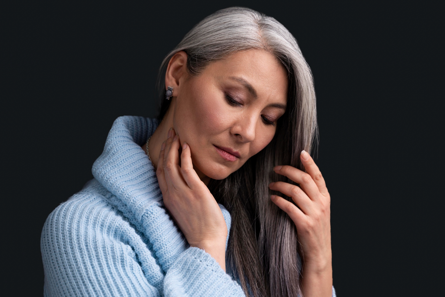 woman-with-white-hair